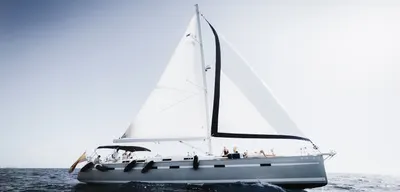 Lady Sunshine under full sail with guests aboard