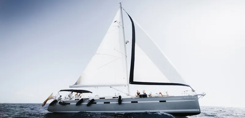 Lady Sunshine under full sail with guests aboard